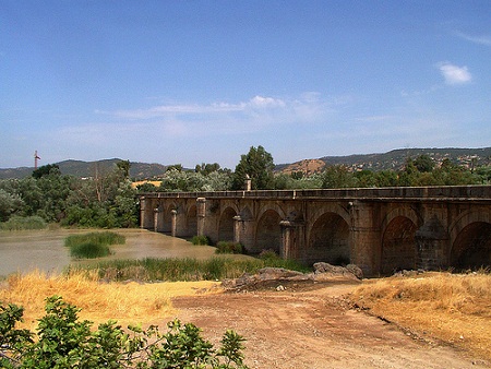 Puentealcolea.jpg